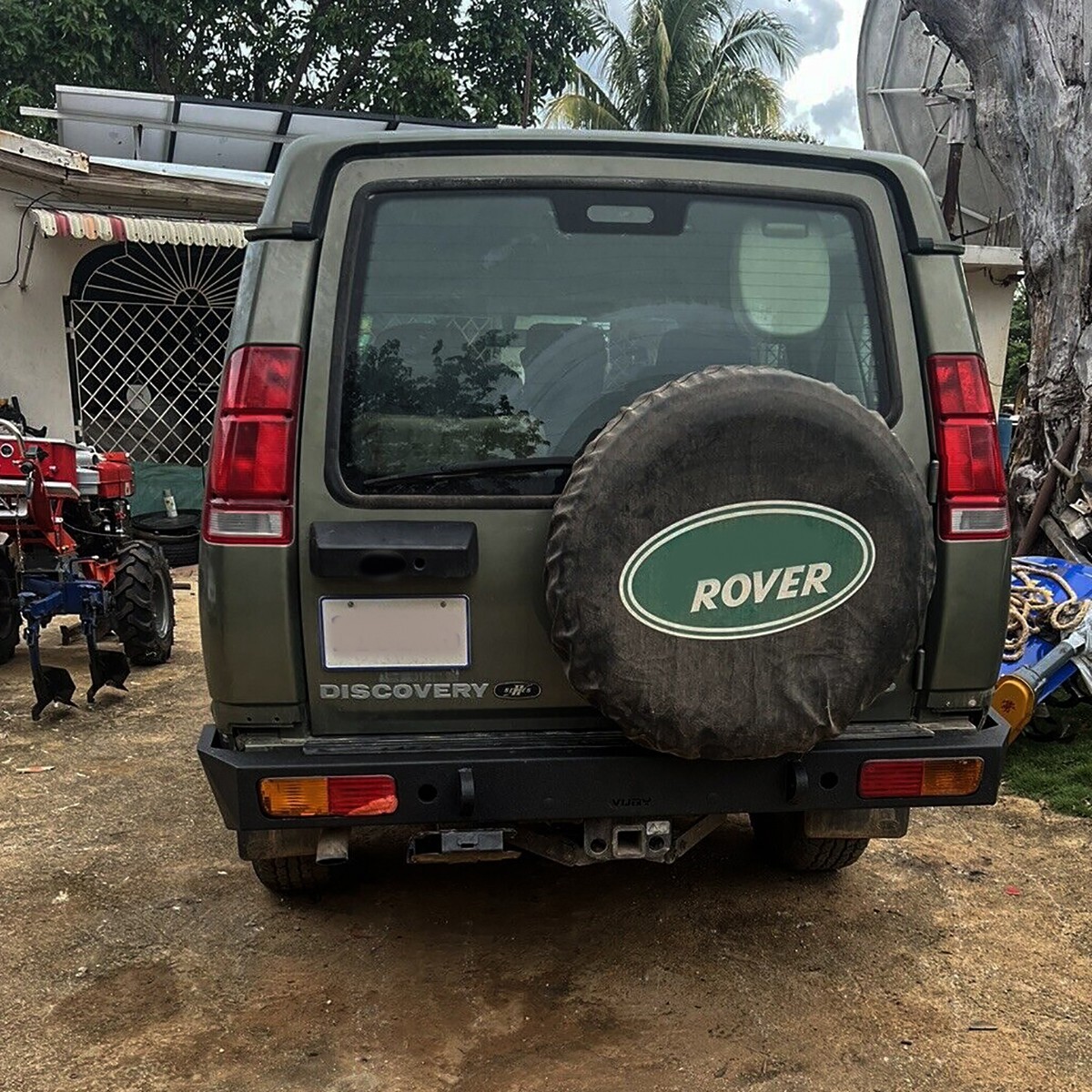 Vijay FIT 1999-2004 Land Rover Discovery II Rear Bumper with 2xD