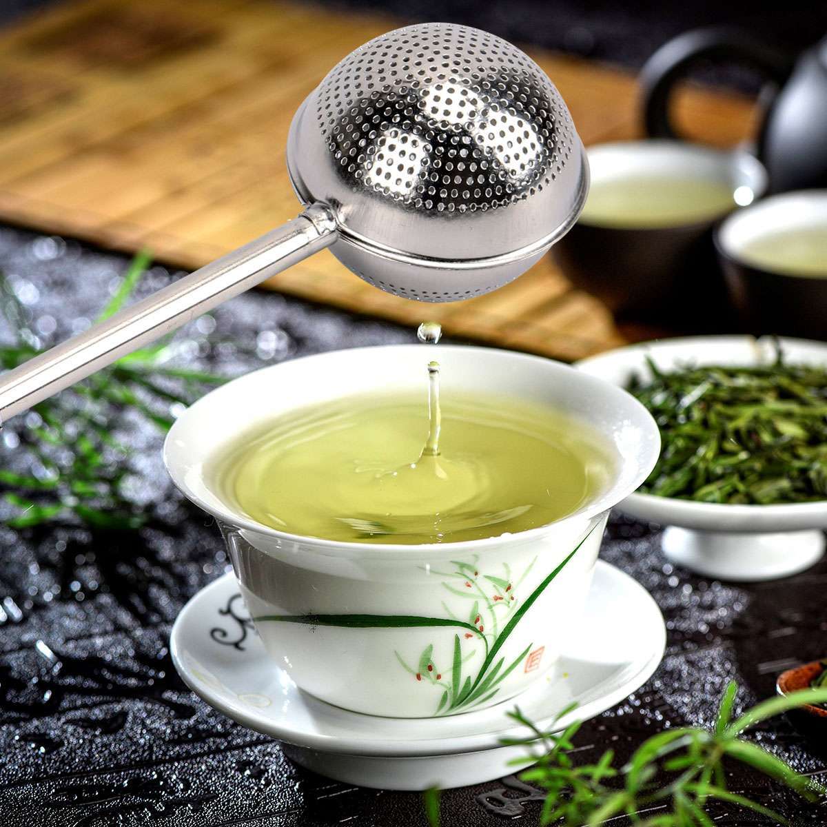 Tea Ball Infusers Long-Handle Stainless Steel Tea Strainer Reusable Tea Diffuser