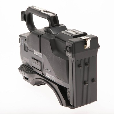Sony DXC-537 Hyper HAD Color Video Camera -