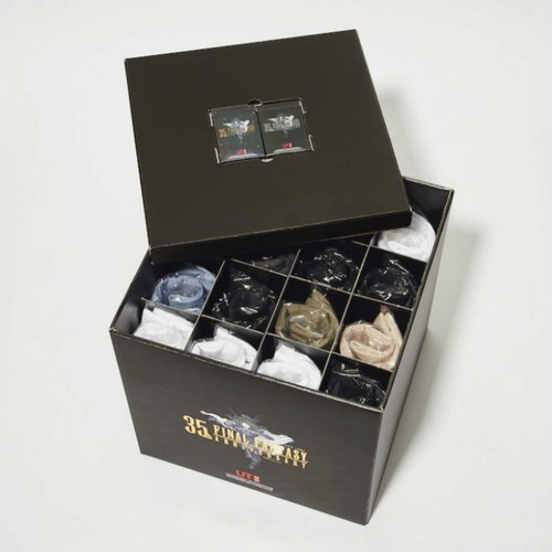 Pre-owned Uniqlo Final Fantasy  35th Anniversary Ut T-shirt Complete 16 Set Box M Size In Multicolor