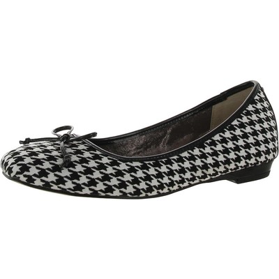 

J. Renee Womens Hirabelle B/W Slip-On Sneakers Shoes 8.5 Medium (B,M) BHFO 2253, Black/white