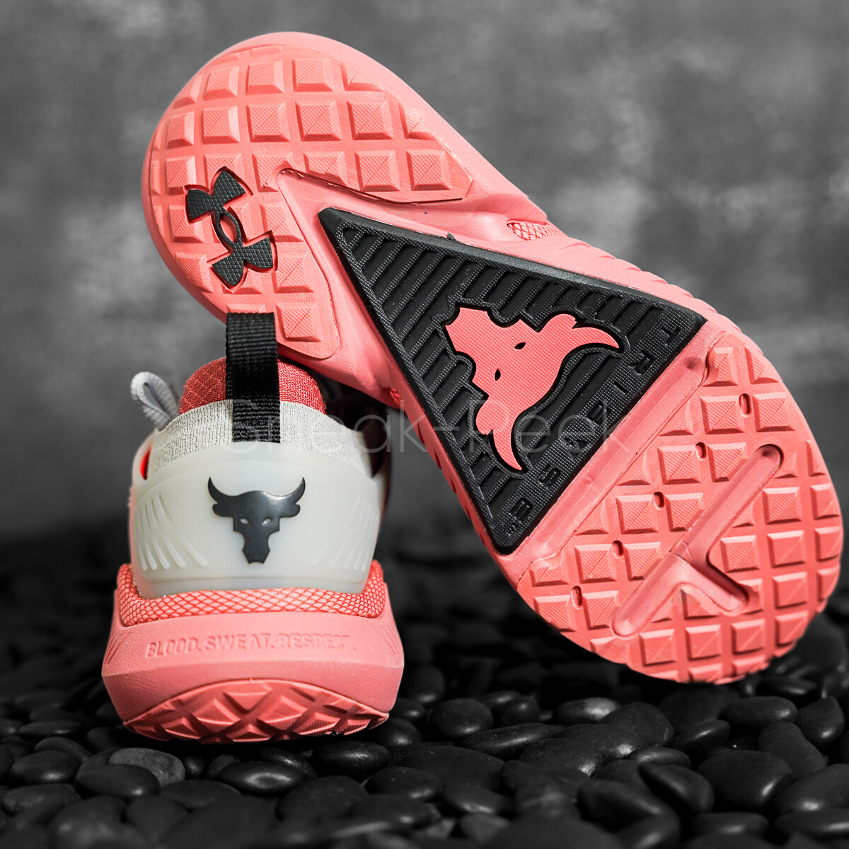 Under Armour Project Rock 5 Women’s Athletic Sneaker Running Shoe CrossFit #8103