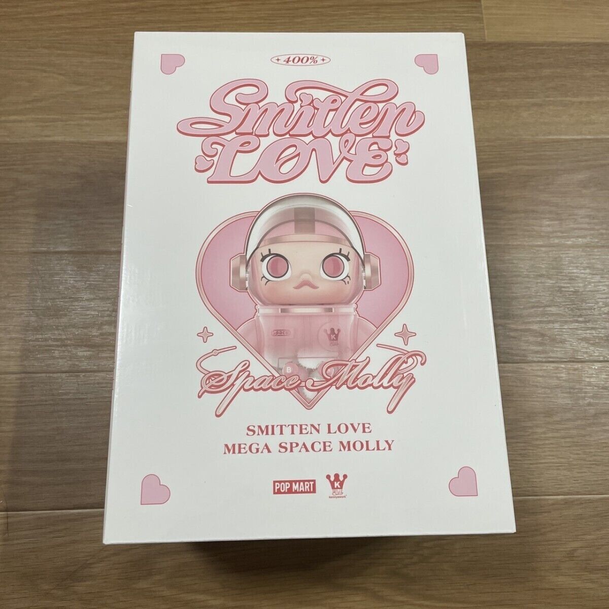 LIVE] MEGA SPACE MOLLY 400% SMITTEN LOVE - POP MART (United