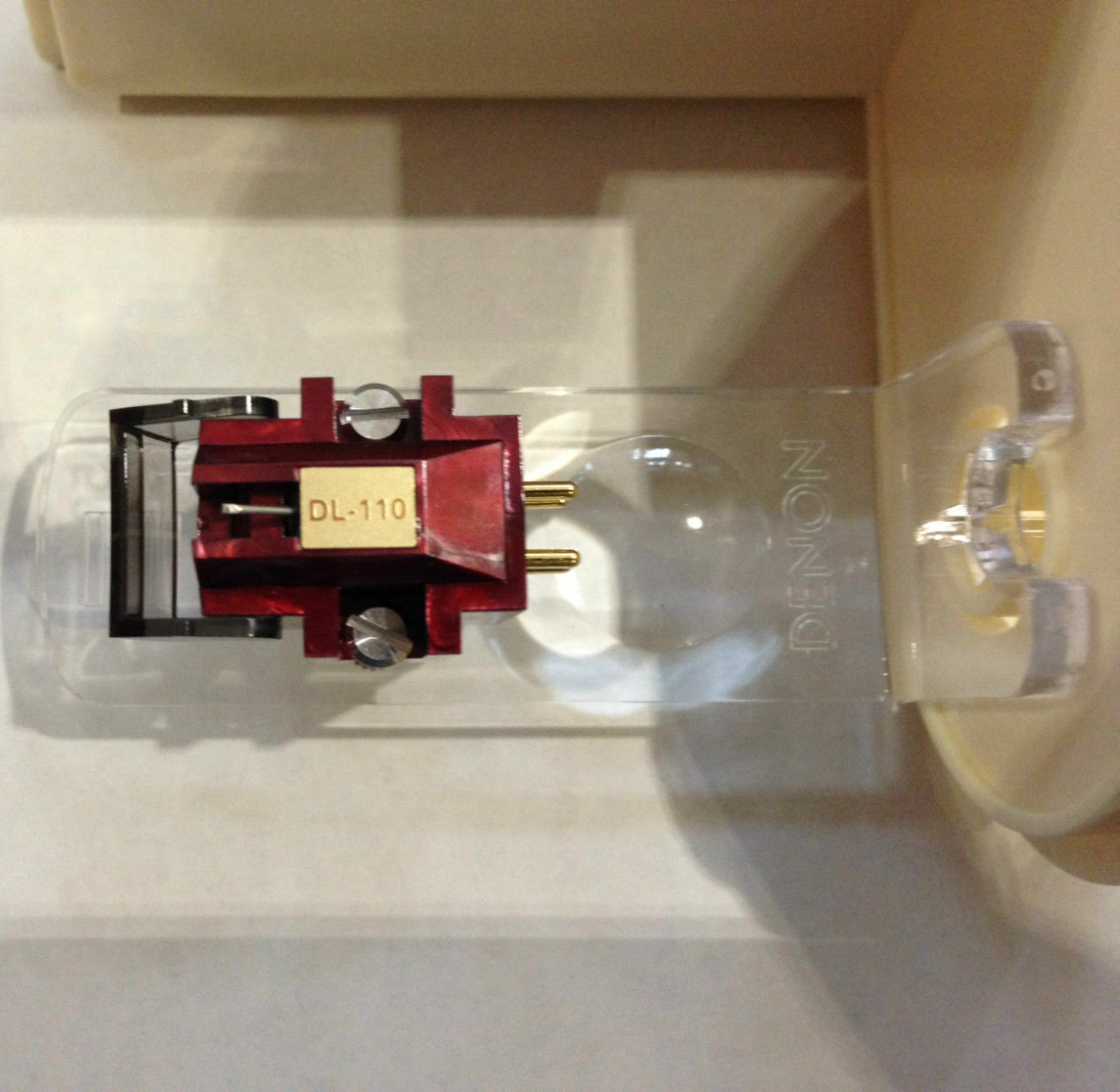 Denon DL-110 High Output MC Cartridge, Japan made by Denon. I am 2juki-cartridge