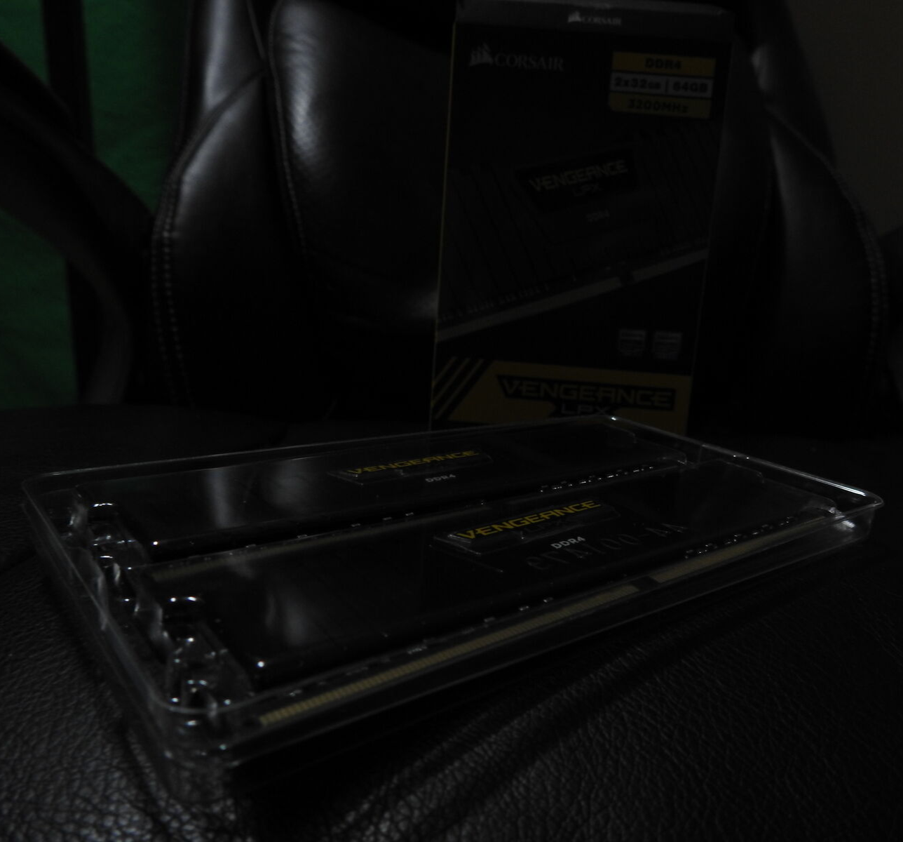 Corsair Vengeance LPX 64GB (2x32GB) DDR4 DRAM 3200MHz C16