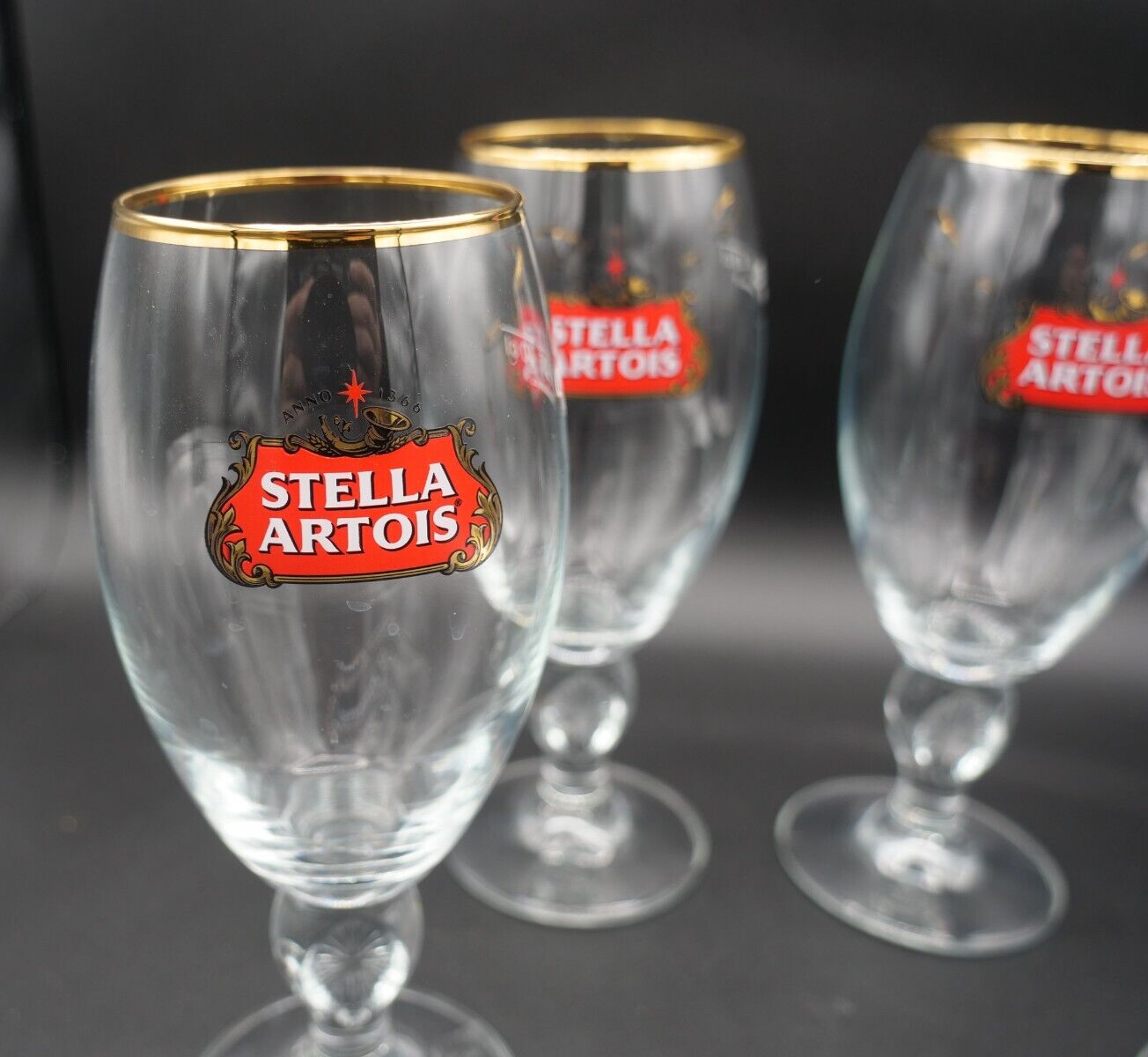 Set of 4 Stella Artois 40CL Gold Rimmed Beer Glasses Chalices NEW ( NO BOX )