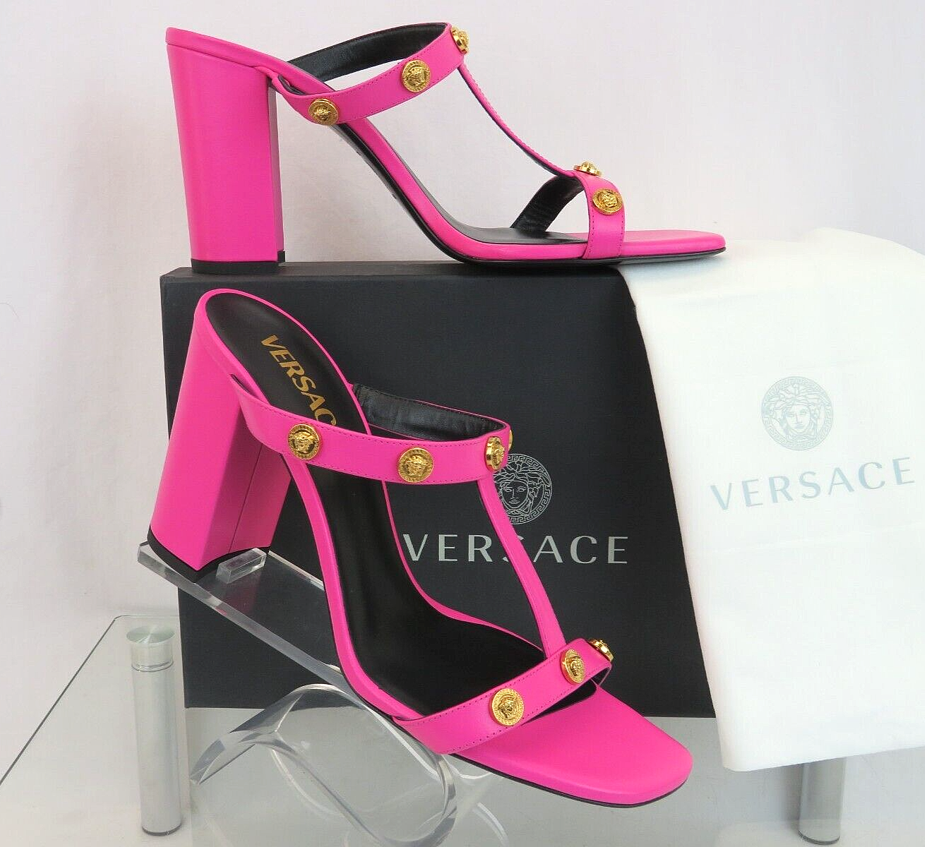 Pre-owned Versace $1050  Fuchsia Pink Leather Gold Medusa Logo Studs Sandals Mule Pumps 40