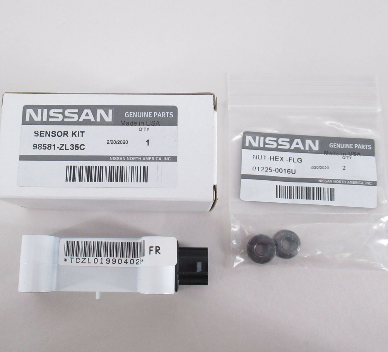 Genuine OEM Nissan 98581-ZL35C Front Sensor 2010-2014 Xterra Genuine OEM Nissan 98581-ZL35C Front Sensor 2010-2014 Xterra