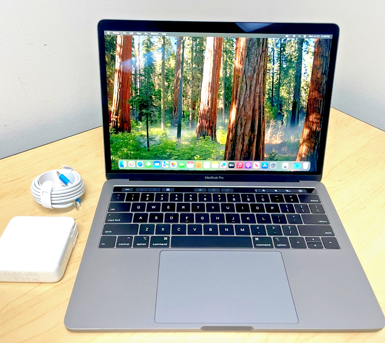 MacBookPro2018 13.3㌅ i7-8559 16GB/512GB Amazon.com: Apple 2018 MacBook Pro with 2.7GHz Intel Core i7