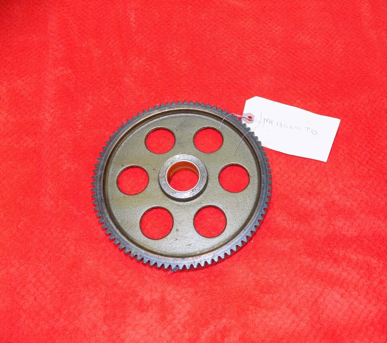 NOS GENUINE MITSUBISHI FUSO 6M60 CAMSHAFT IDLER GEAR FD0380