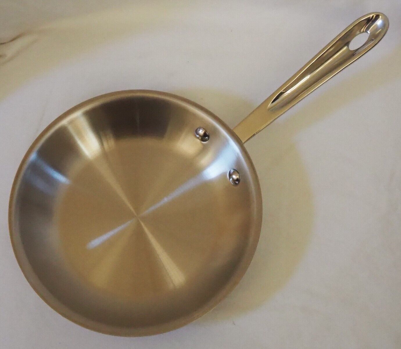 New All Clad d5 5-Ply Stainless Steel Frying Pan, 8-inch