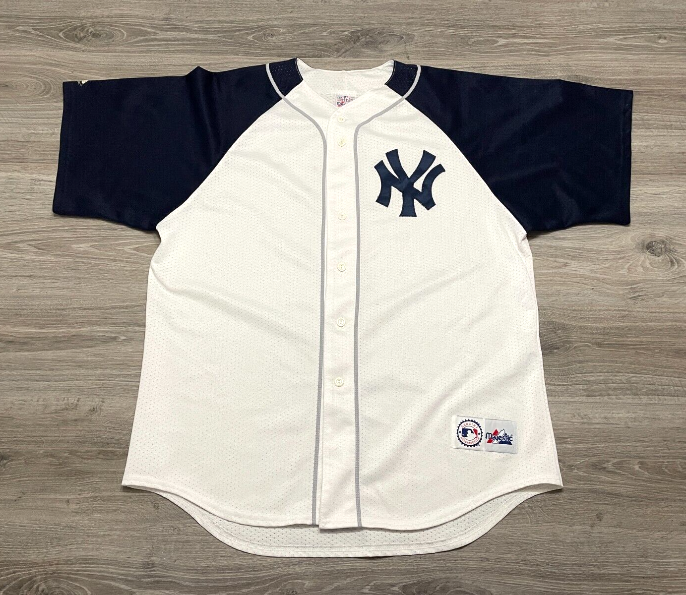 90s Majestic MLB Yankees トラックパンツ ジャージ 極太 90s Majestic MLB Yankees トラックパンツ ジャージ 極太