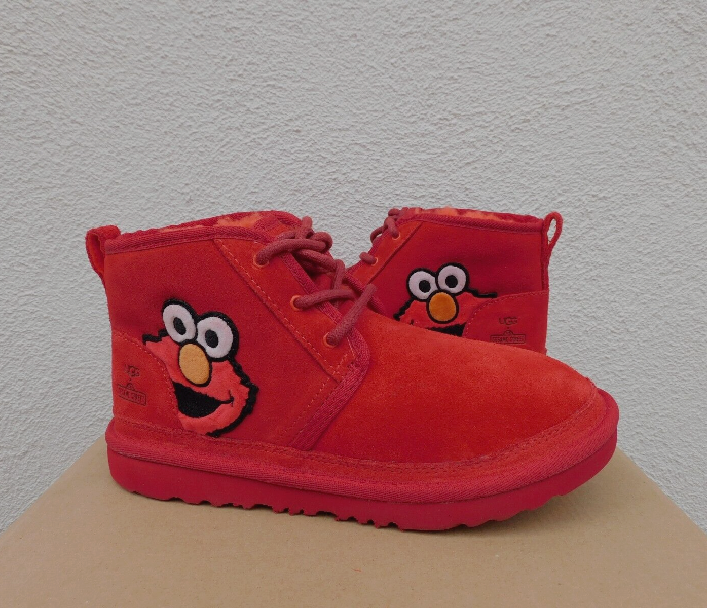 UGG x SESAME STREET ELMO NEUMEL ANKLE BOOTS, KIDS SIZE US 2