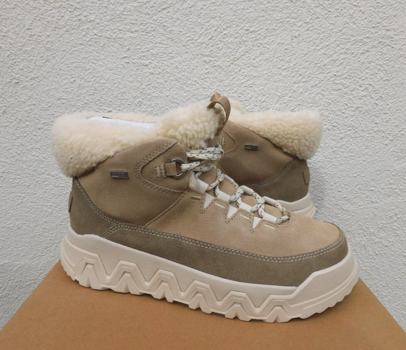 【UGG】★ブーツ★ Women's TerreTrail Cozy Lace $_57.PNG?set_id=880000500F