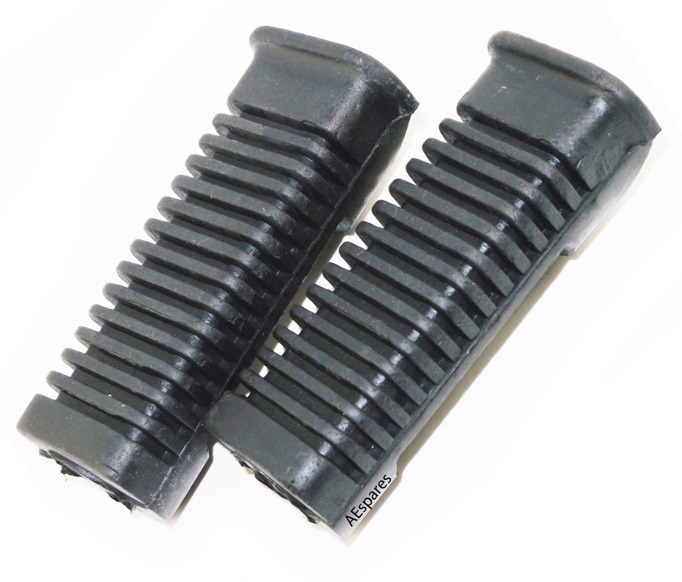 Fits Triumph 750 T140 TR7 Footrest Foot Pegs Rubber Set 1979 and Up 83-7256 
