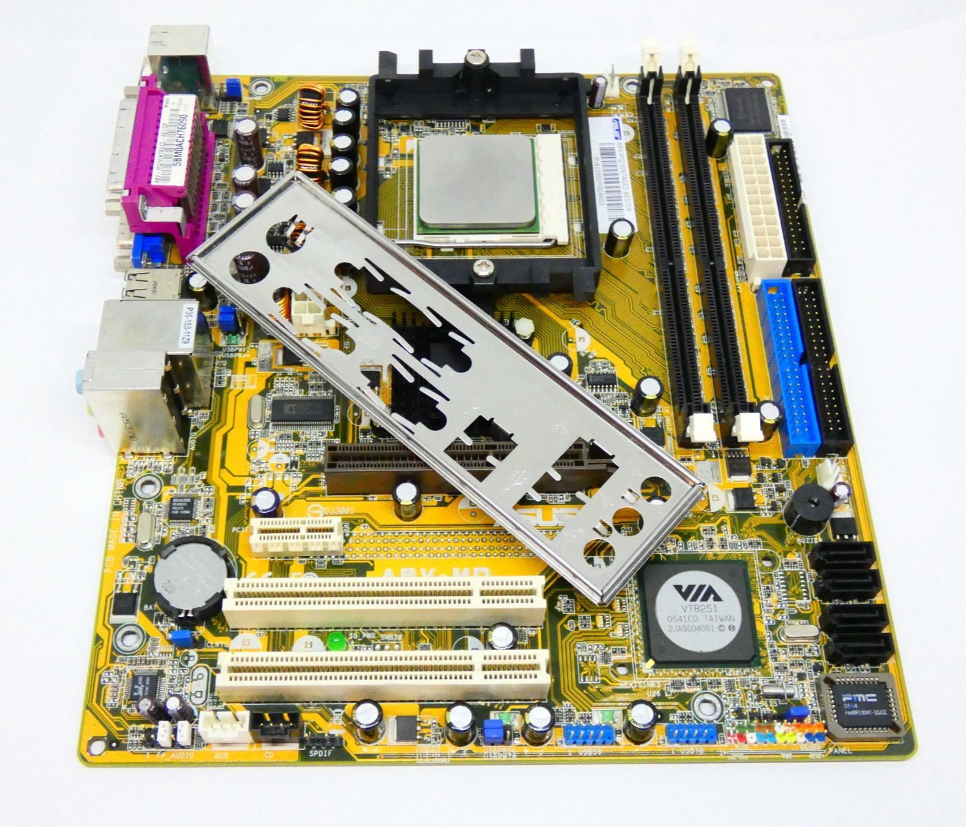 ASUS A8V-MQ RARE Motherboard socket 939 with AMD 3200+ CPU + IO Shield
