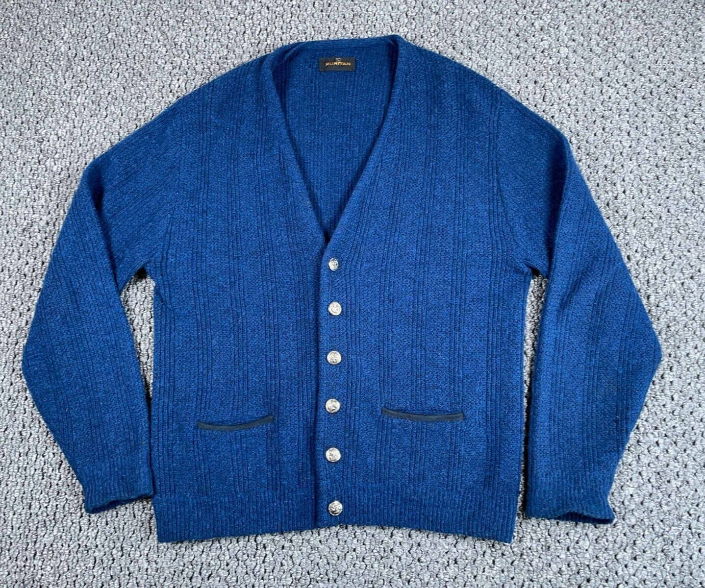 80s PURITAN USA製 カーディガン ニット セーター 黒 古着 80s PURITAN USA製 カーディガン ニット セーター 黒 古着 60年代