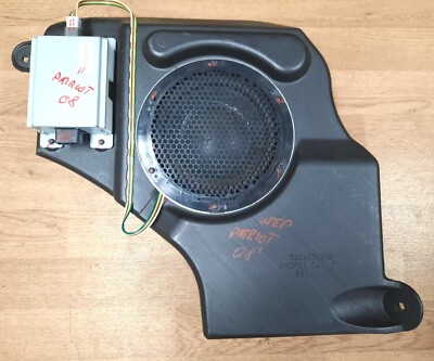 JEEP PATRIOT SUBWOOFER SPEAKER 56040713AB AMPLIFIER 2008