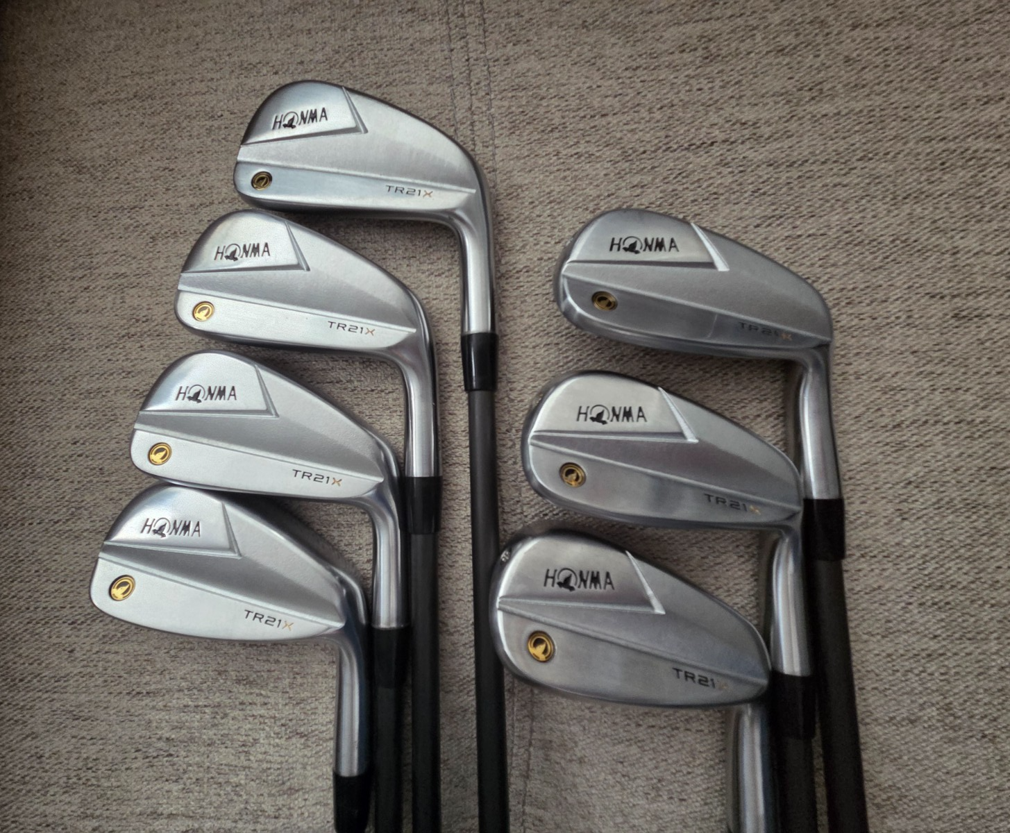 HONMA TR21X 6番-10番(11番、52° 、56°) 8本セット Pre-Owned Honma Golf TR21-X Irons (6 Iron Set