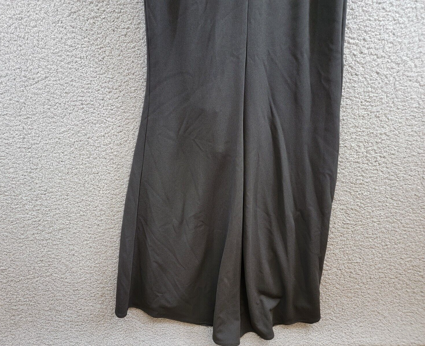 Betsy & Adam Sleeveless Ruffle-Detail Gown Women's 4 Black Round Neck Back Zip - Picture 12 of 15