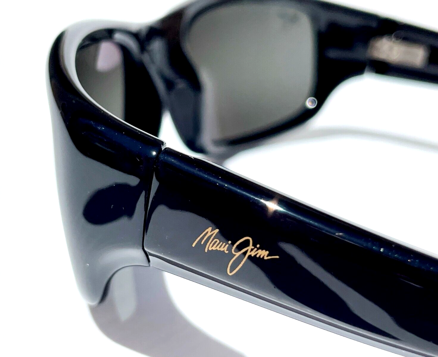 Pre-owned Maui Jim Stingray Gloss Black Polarized Grey Glass Lens Sunglass 103-02 In Gray
