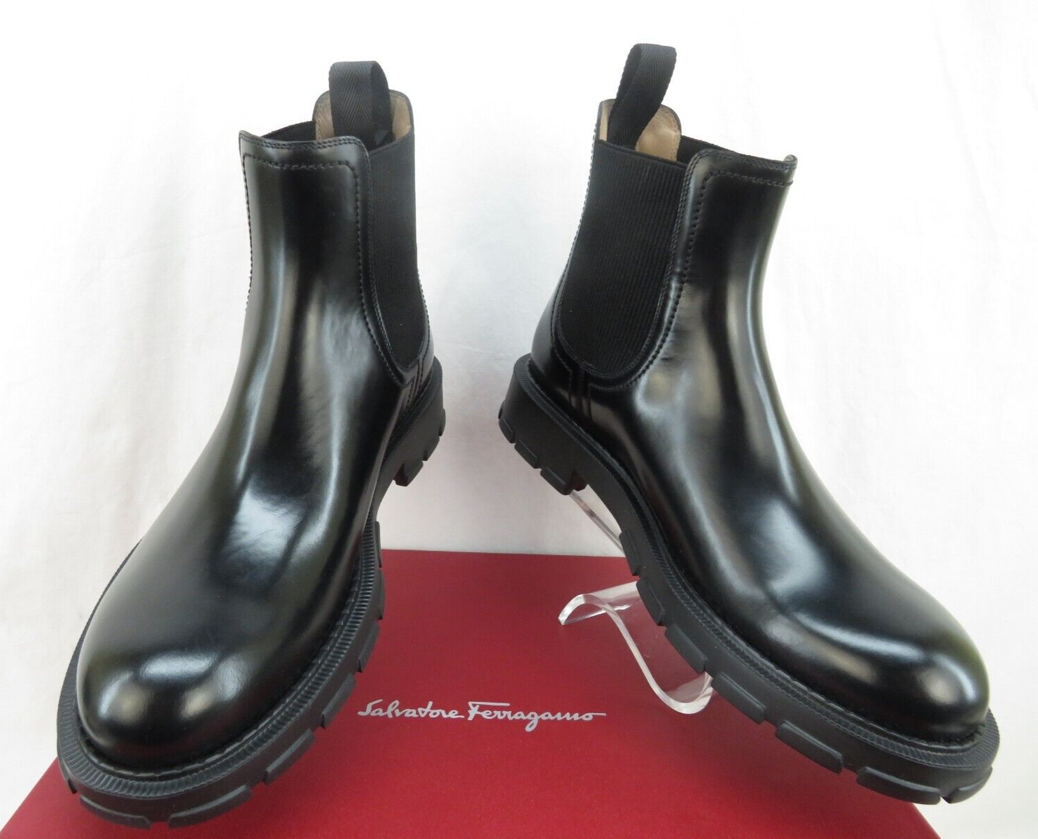 Pre-owned Ferragamo Iago Black Leather Gancini Logo Pull Chelsea Ankle Boots 9.5 Ee