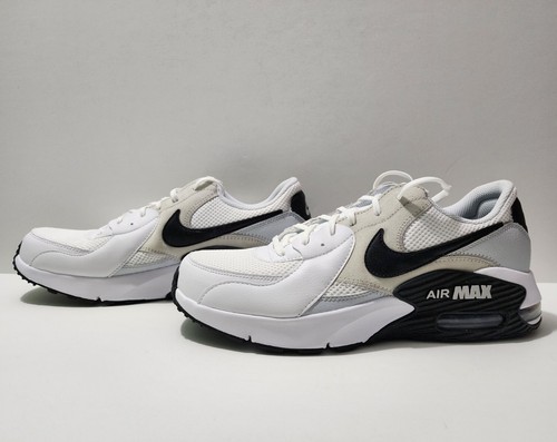 Nike Air Max エクシー　ホワイト/ブラック　FN3704-100 Amazon | [ナイキ] エア マックス エクシー W AIR MAX EXCEE