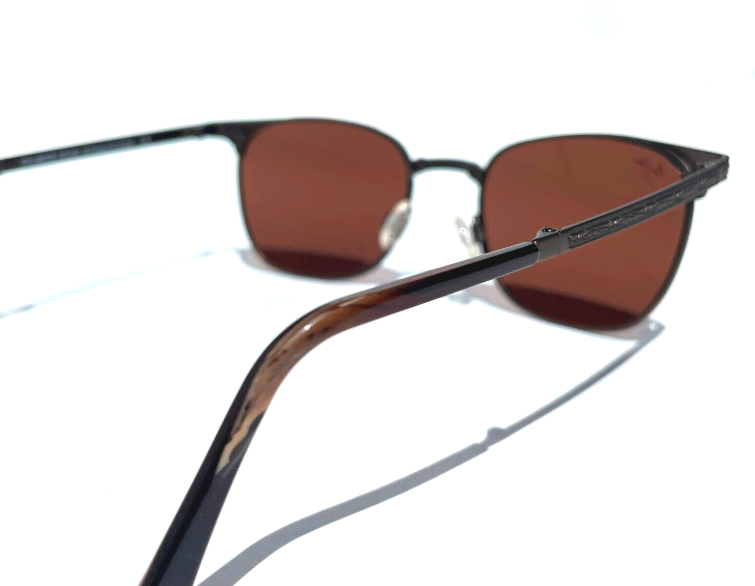 Pre-owned Maui Jim Stillwater Gold Engraved Polarized Bronze Folding Sunglass H706-16c In Brown