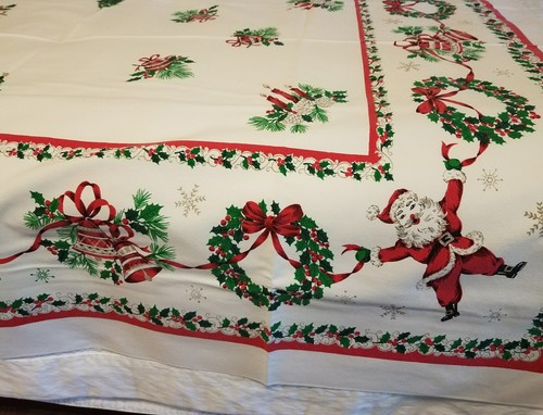 VINTAGE TABLECLOTH SANTA CHRISTMAS 60