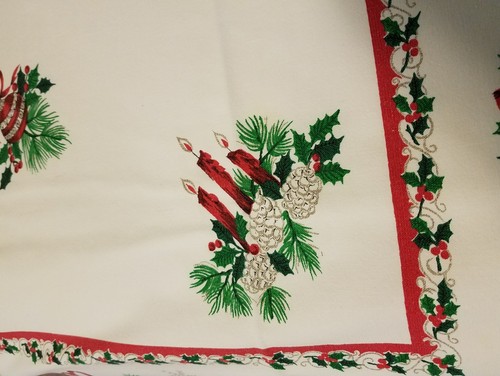 VINTAGE TABLECLOTH SANTA CHRISTMAS 60