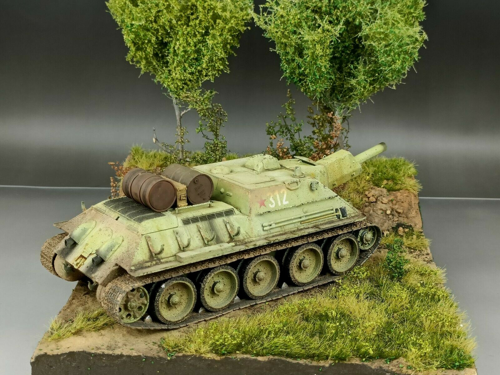 1/35 Built Tamiya WWII Soviet Russian SU-122 SPG Tank Model