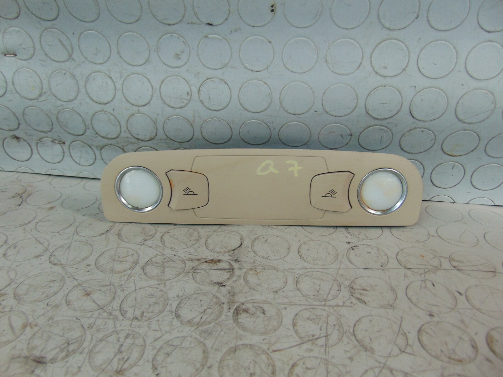 Plafoniera interna luci AUDI A6 2006 4L0947111B