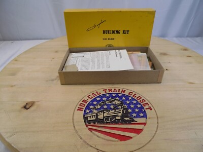 Suydum HO Scale 3 Old Town Homes Kit #574