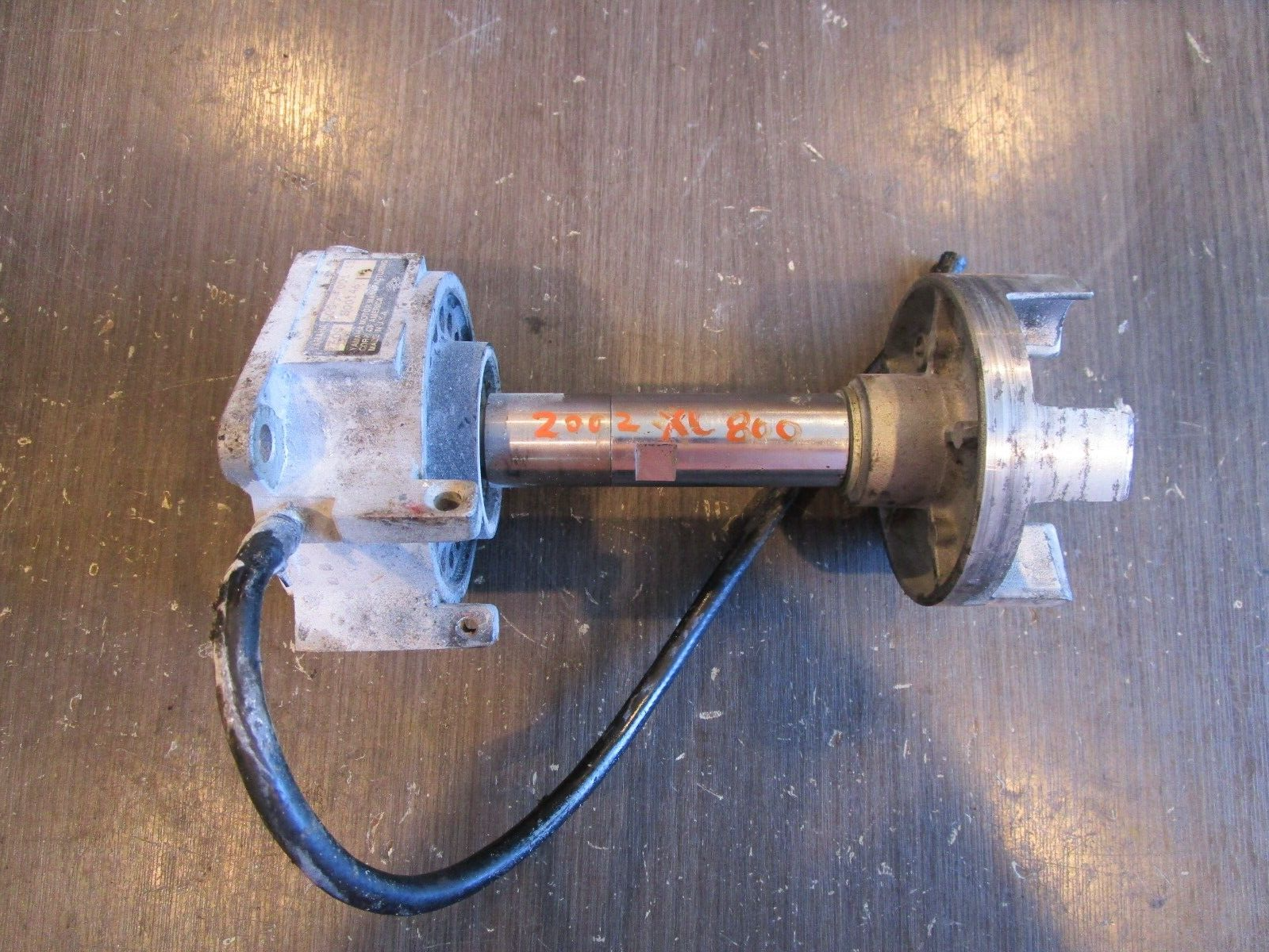 02 YAMAHA XLT 800 MID SHAFT BEARING HOUSING 61X-45332-03-94