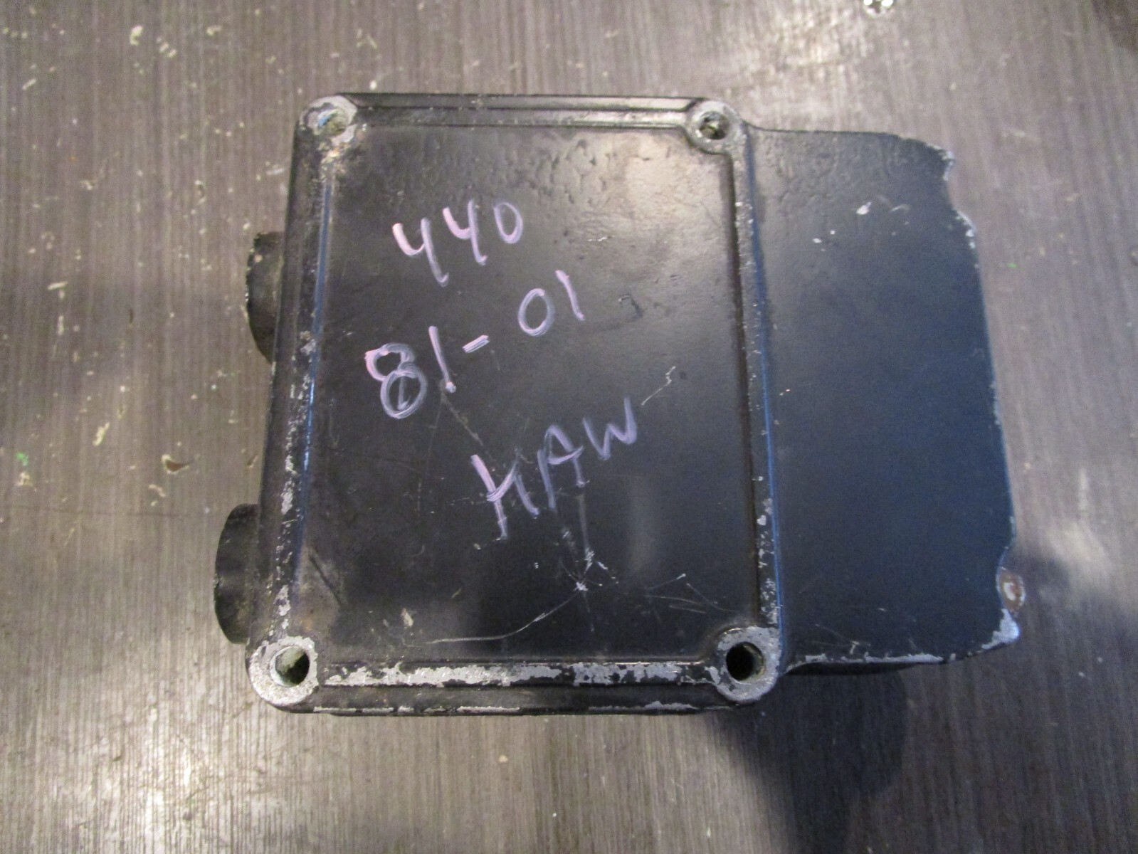 81-01 KAWASAKI JS440 ELECTRICAL BOX CASE 59416-3004-YR 59416