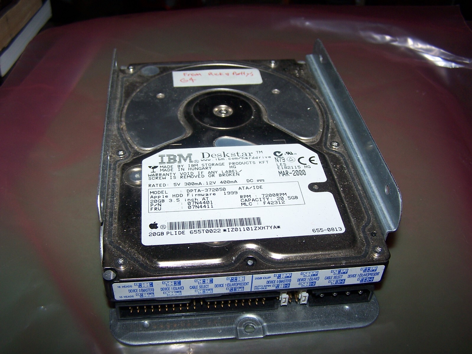 APPLE純正 IBM DSAS-3720 700MB SCSI HDD APPLE純正 IBM DSAS-3720 700MB SCSI HDD
