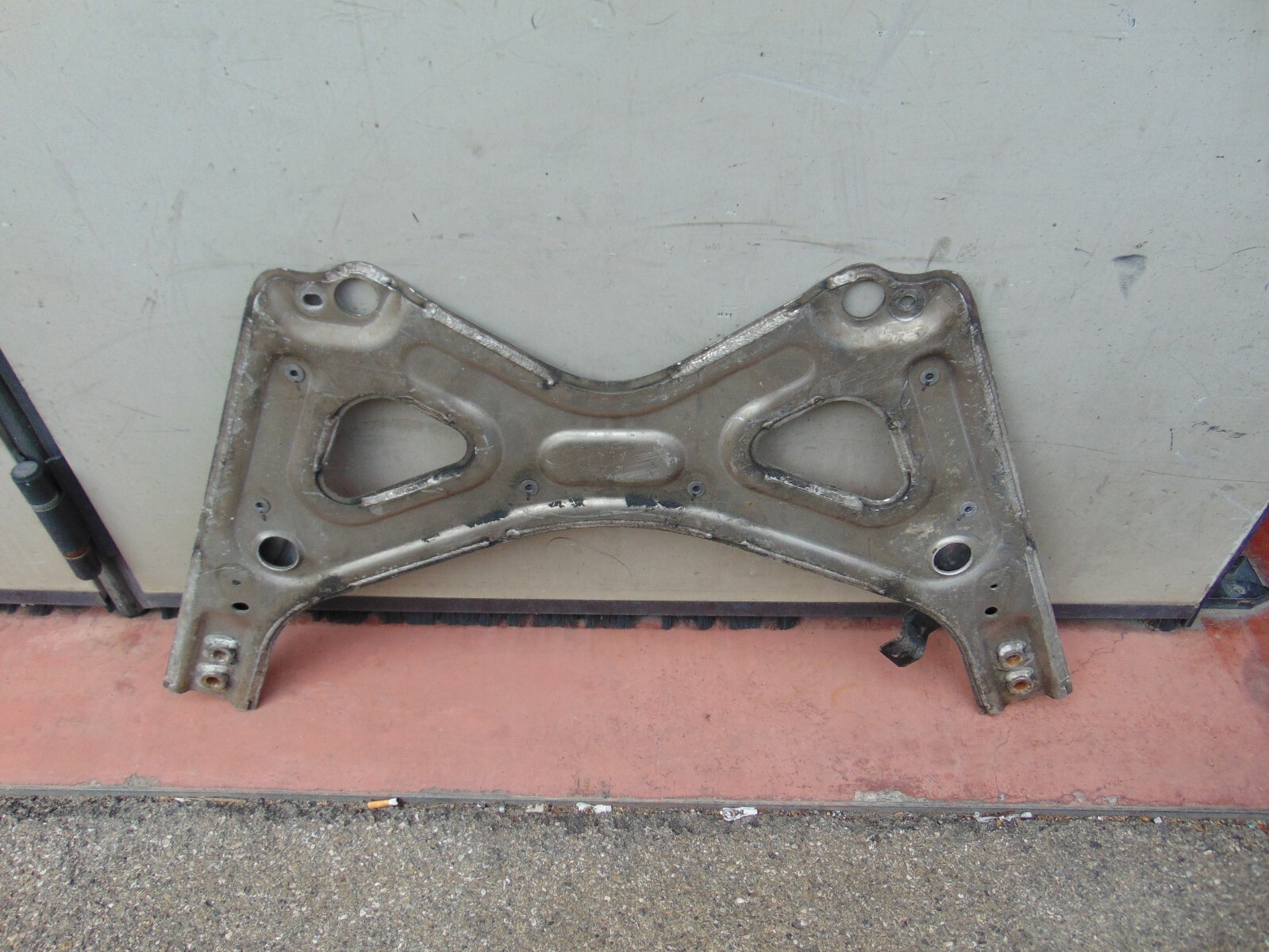 Supporto inferiore motore culla MASERATI GHIBLI