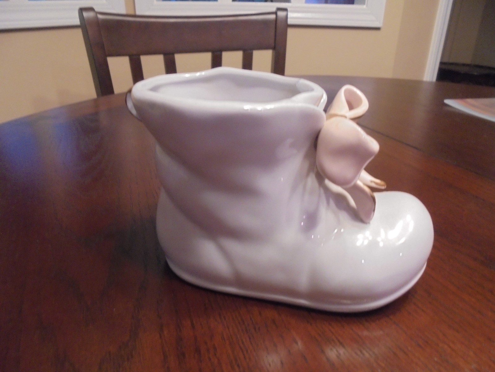 Vintage Ceramic baby Shoe Planters Napcoware  C 2284 Baby & Sticker