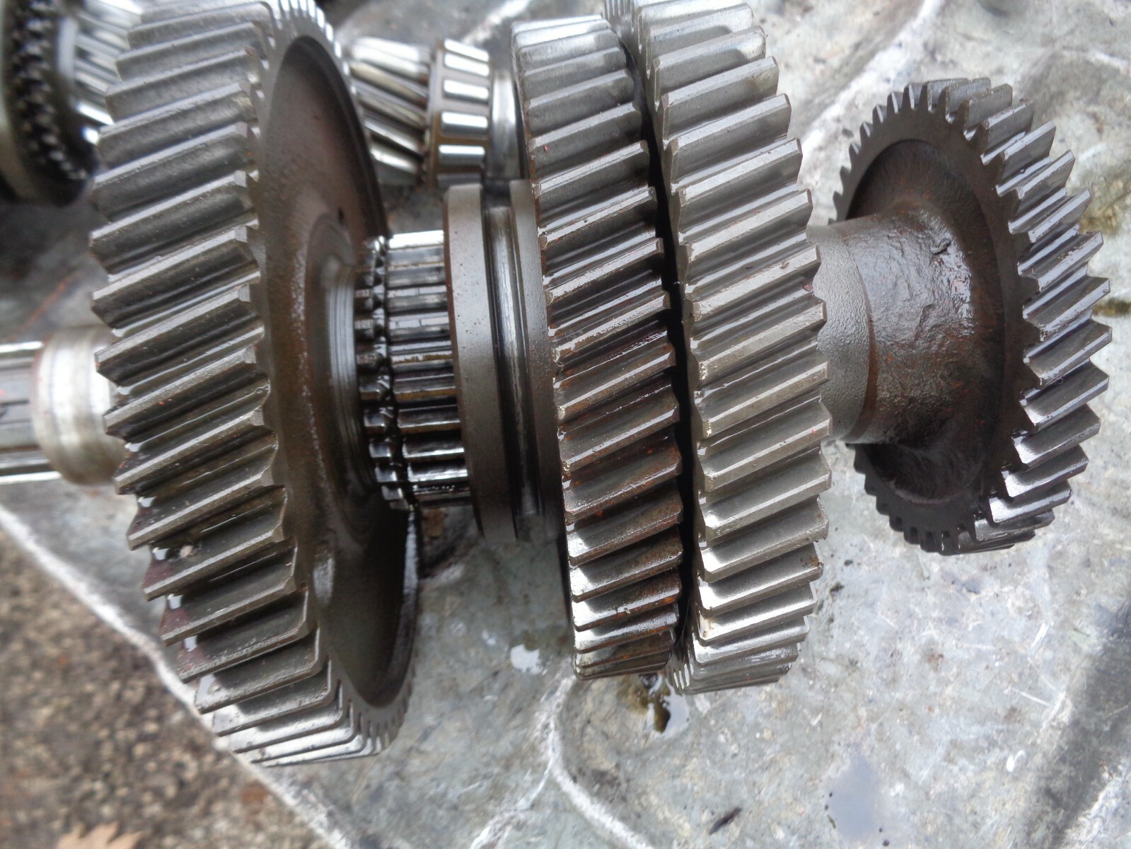 Ford Tractor 600-800 4 Speed Transmission Top & Bottom Shafts W/Gears 1955-1957