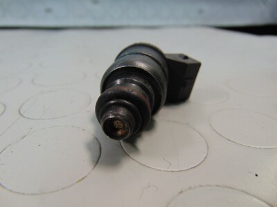 Iniettore VOLKSWAGEN AUDI SKODA 047906031