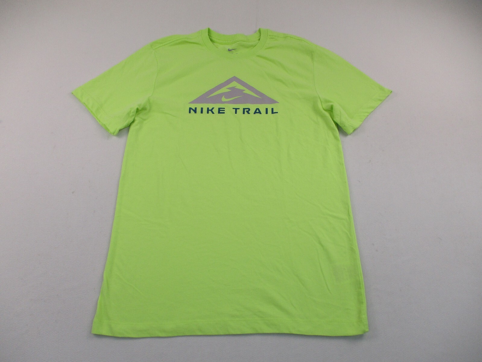 Nike Trail Shirt Mens Small Green Neon Short Sleeve Swoosh