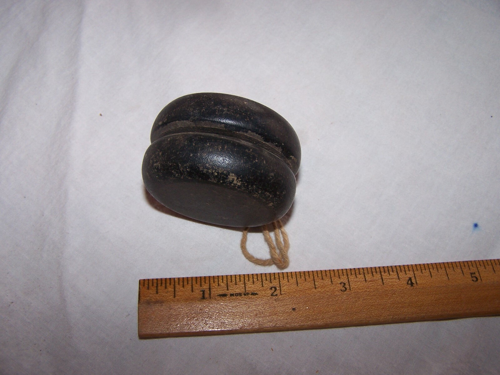 Vintage WORLDS FAIR Wood Souvenir YO YO