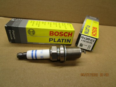 BOSCH  PLATINUM  SPARK PLUG FR6DPP33X LAND ROVER MG FORD ROVER SAAB  X 1