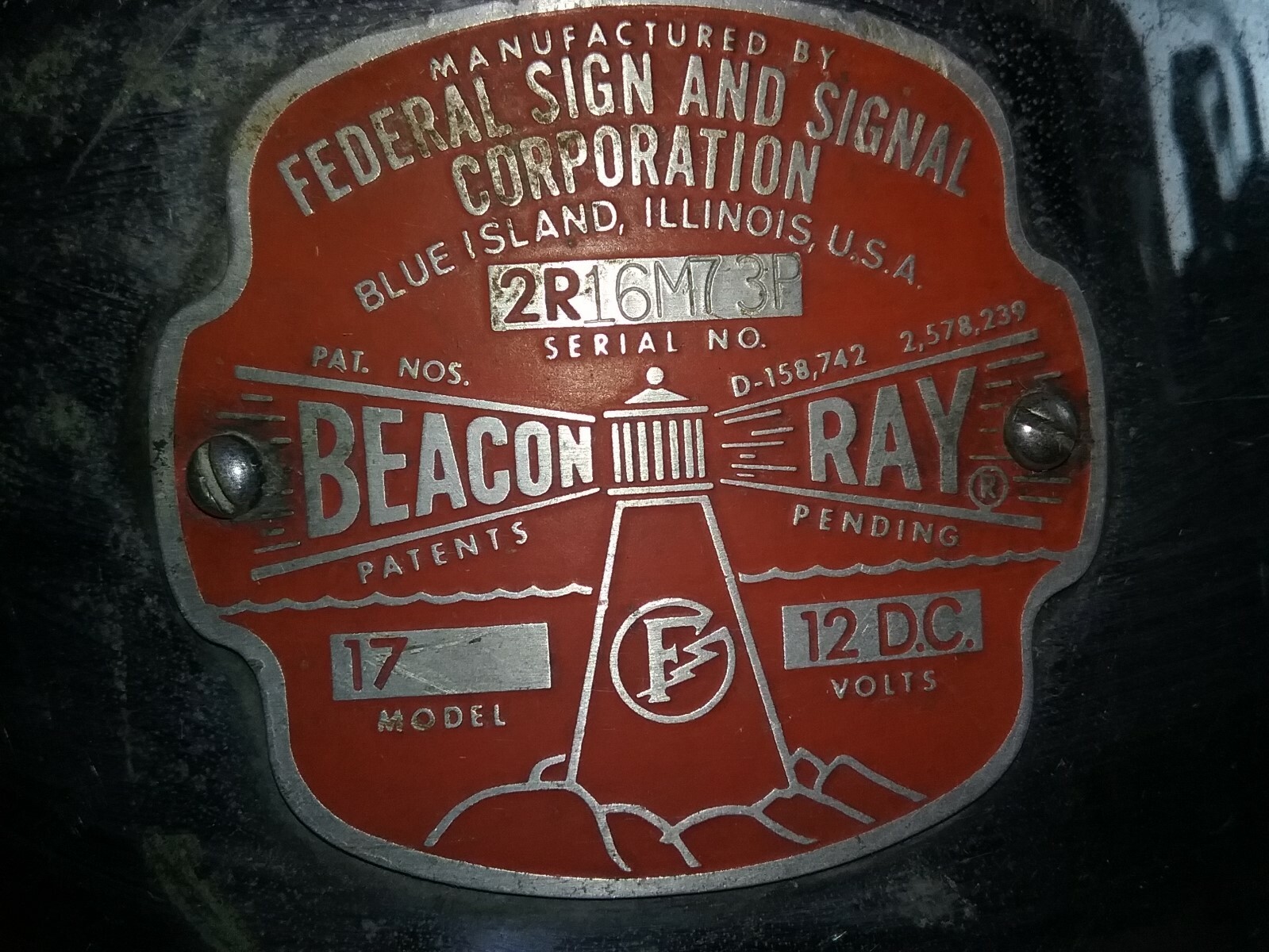 Vintage Federal Sign & Signal Corp. Beacon-Ray Model 17 AMBER Light 12V OCT 1967