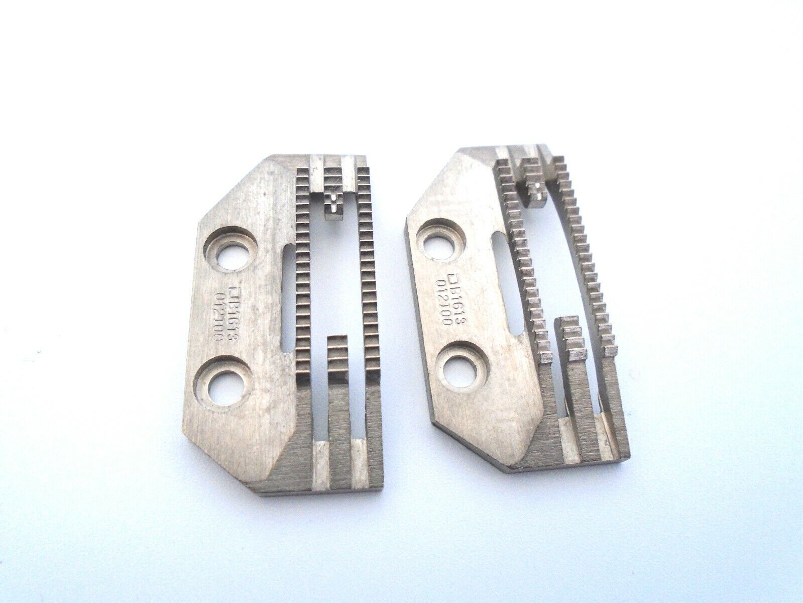 Japan 2PCS Feed Dog For Juki DDL-5550, 8300, 8500, 8700 Japan 2PCS Feed Dog For Juki DDL-5550, 8300, 8500, 8700