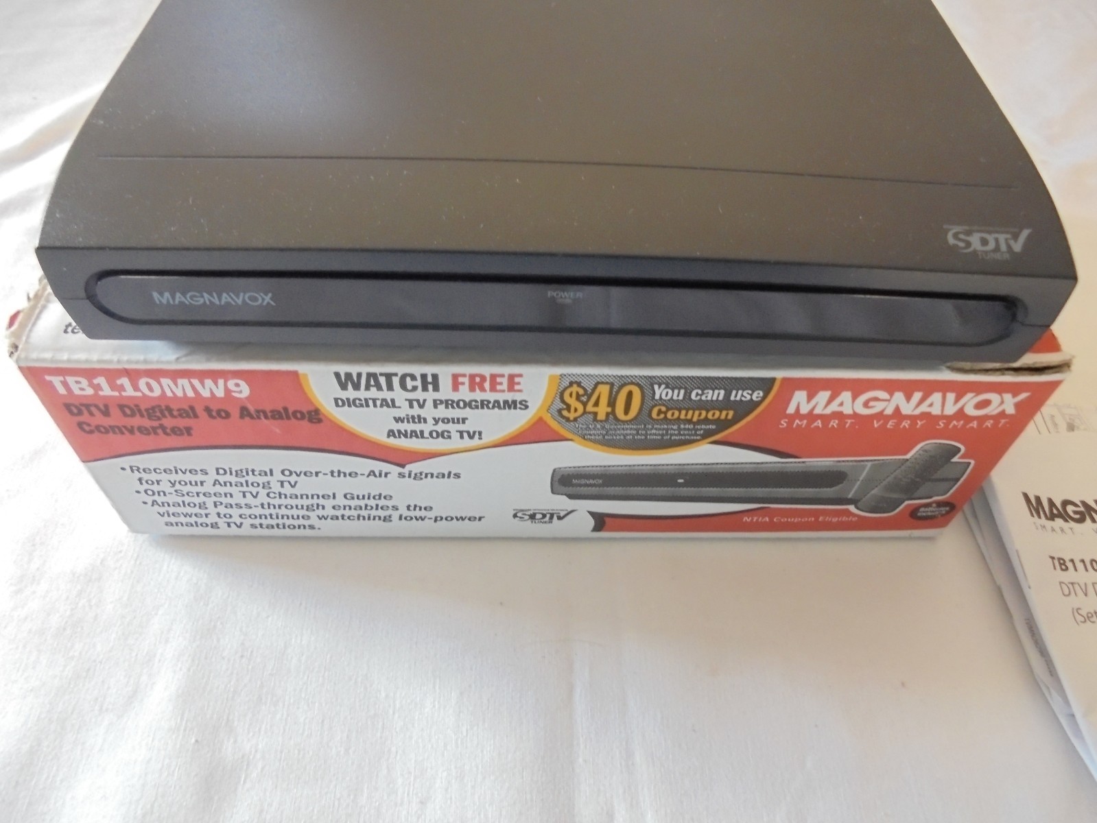 Brand new never used Magnavox DTV Digital to Analog Converter TB100MW9