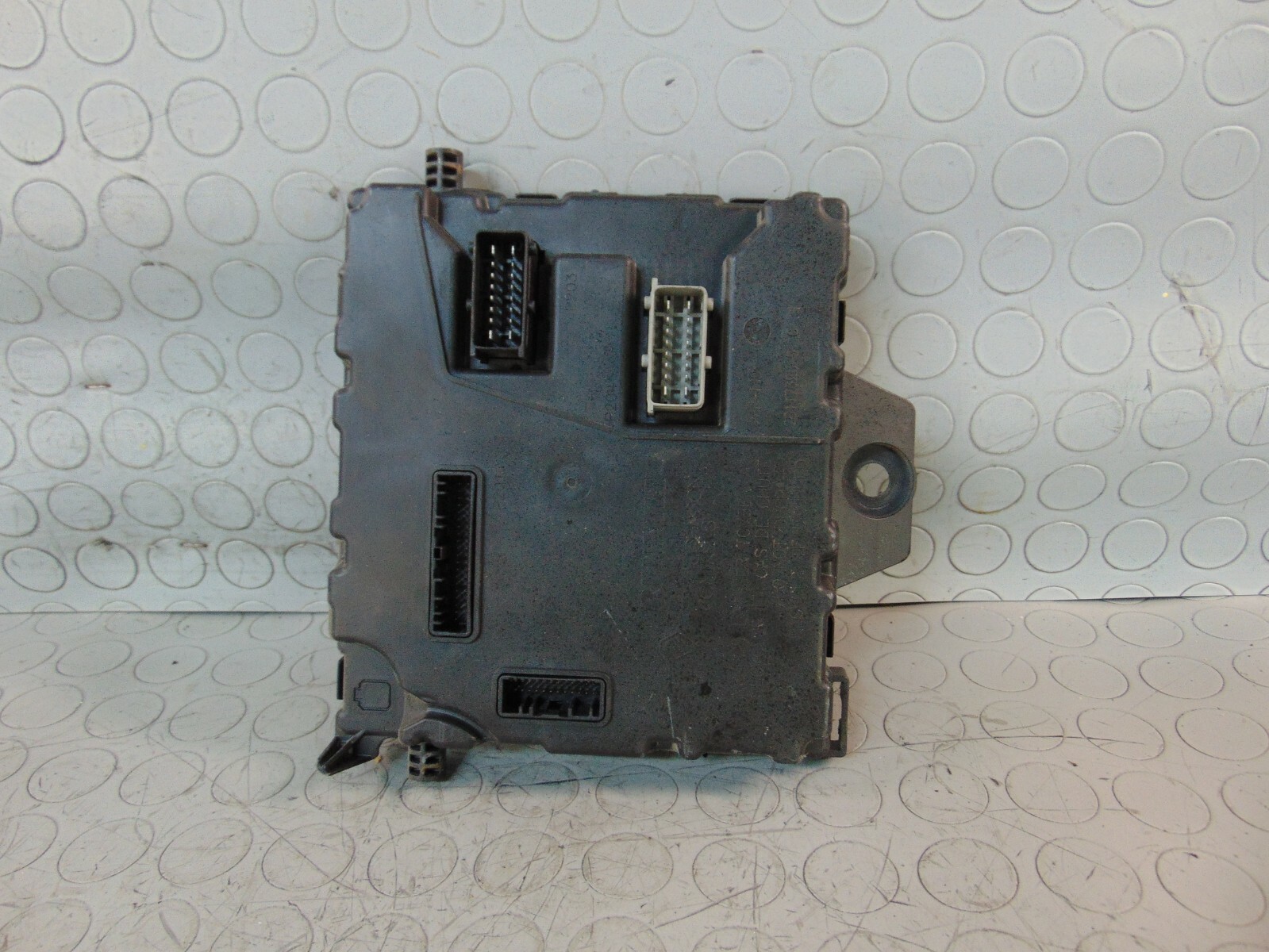 CENTRALINA MODULO DI CONTROLLO ECU RENAULT KANGOO 2011 8200924038