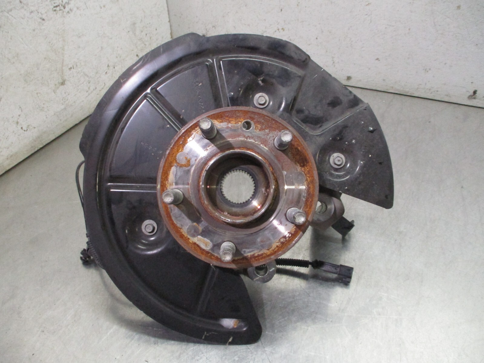 2021-2024 GRAND CHEROKEE Passenger Side Right Rear Spindle 2021-2024 GRAND CHEROKEE Passenger Side Right Rear Spindle
