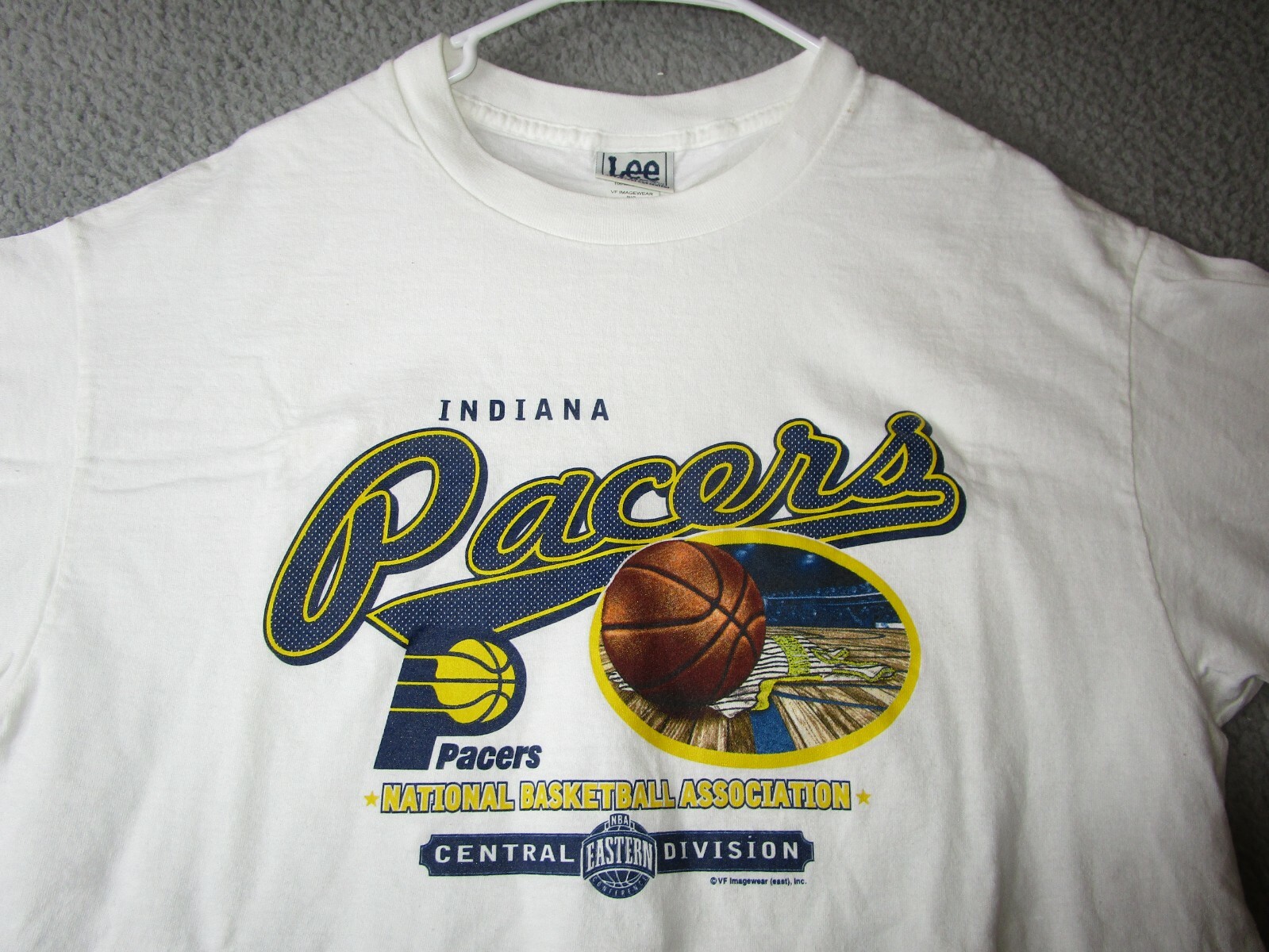 VINTAGE INDIANA PACERS MEN'S BASKETBALL SHIRT TSHIRT WHITE LARGE USED