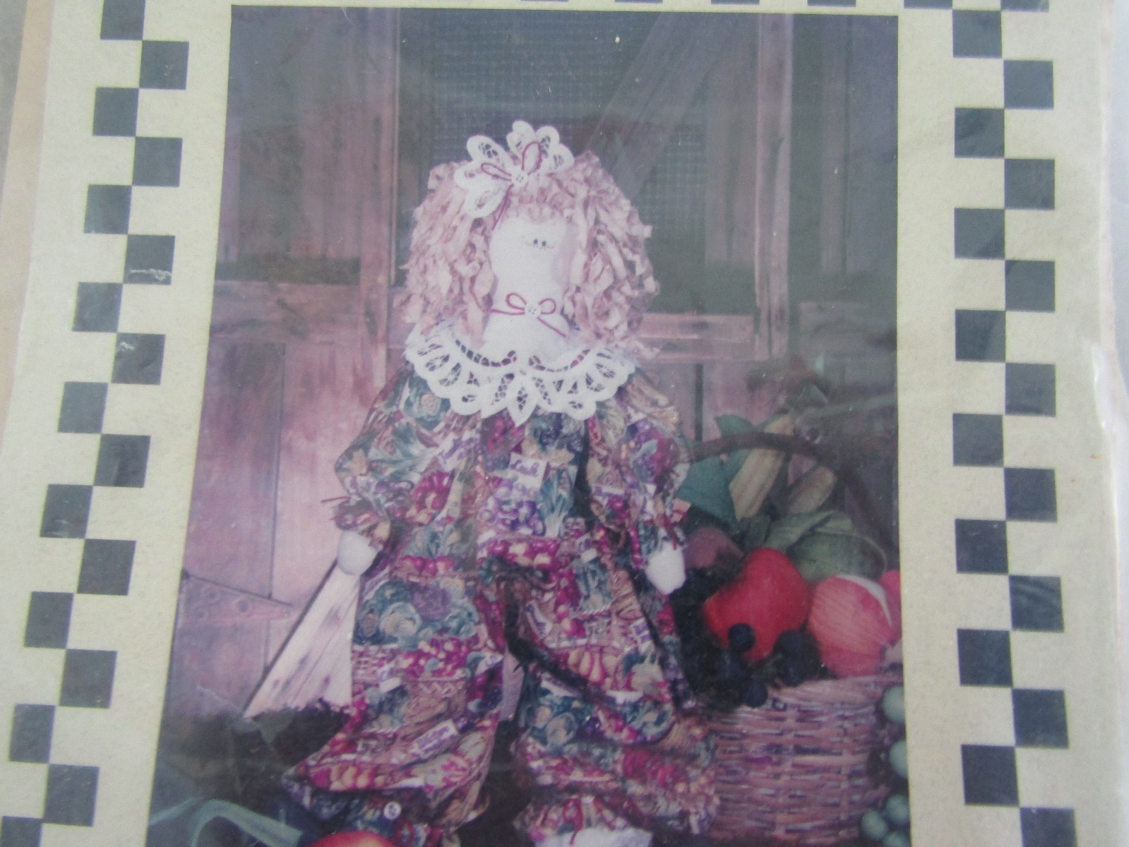 CACHE JUNCTION KIDS DOLL AND CLOTHES LOT OF 4 JACKIE - HANNAH * ELIZABETH - GABR